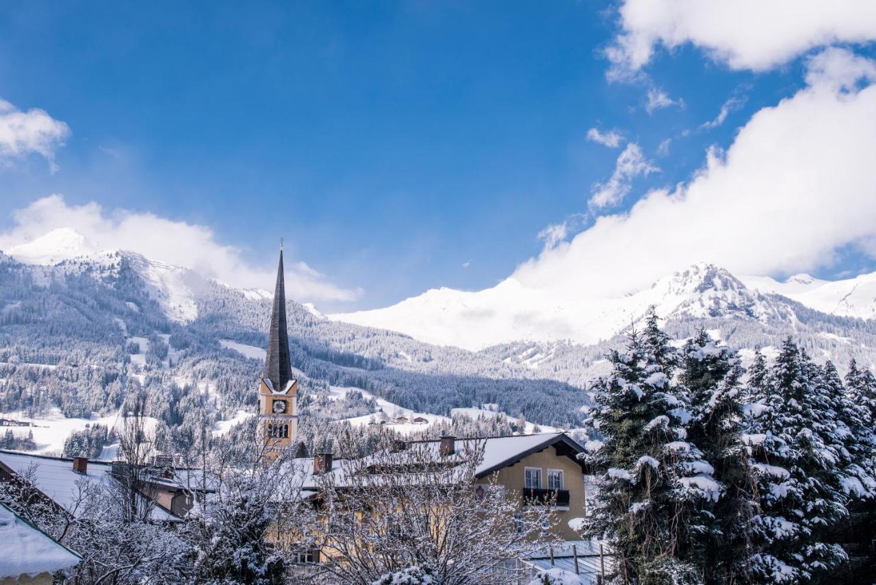 Appartements Mayr Inklusive Ganzjaehrig Gratis Zugang Zur Alpentherme Und Im Sommer Kostenlose Bergbahnnutzung Bad Hofgastein Buitenkant foto