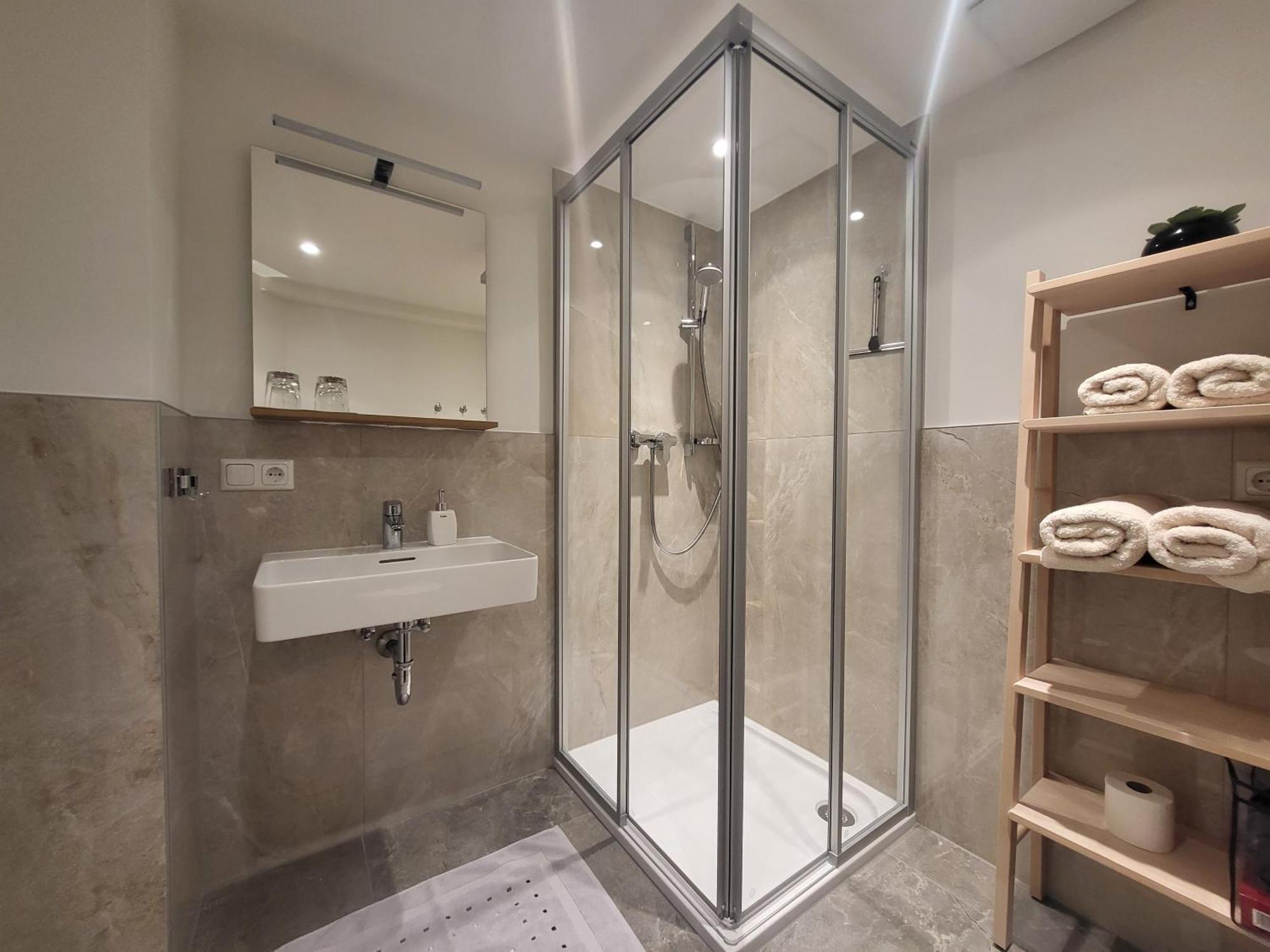 Appartements Mayr Inklusive Ganzjaehrig Gratis Zugang Zur Alpentherme Und Im Sommer Kostenlose Bergbahnnutzung Bad Hofgastein Buitenkant foto